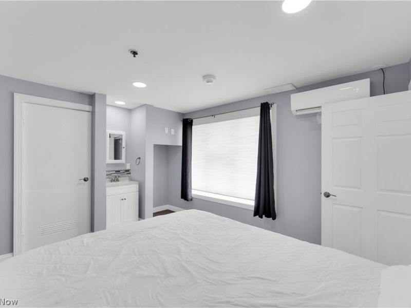 797 E Market Street, Unit 213, Akron, OH 44305 Photo 18