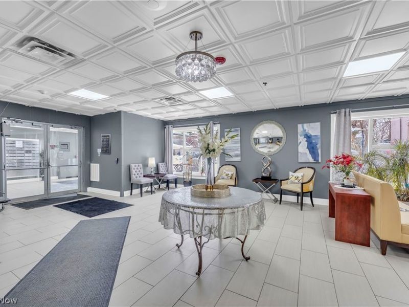 797 E Market Street, Unit 213, Akron, OH 44305 Photo 6