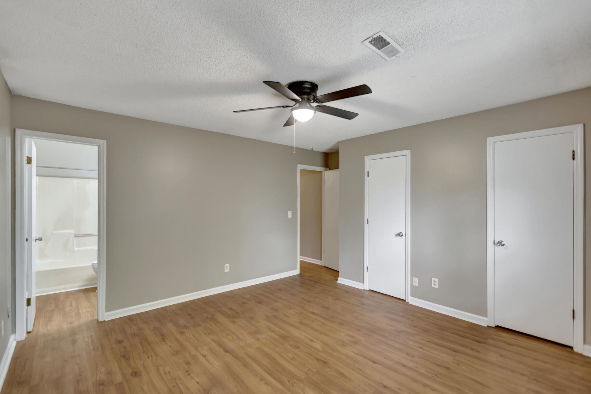 108 Canvasback Drive Photo 12