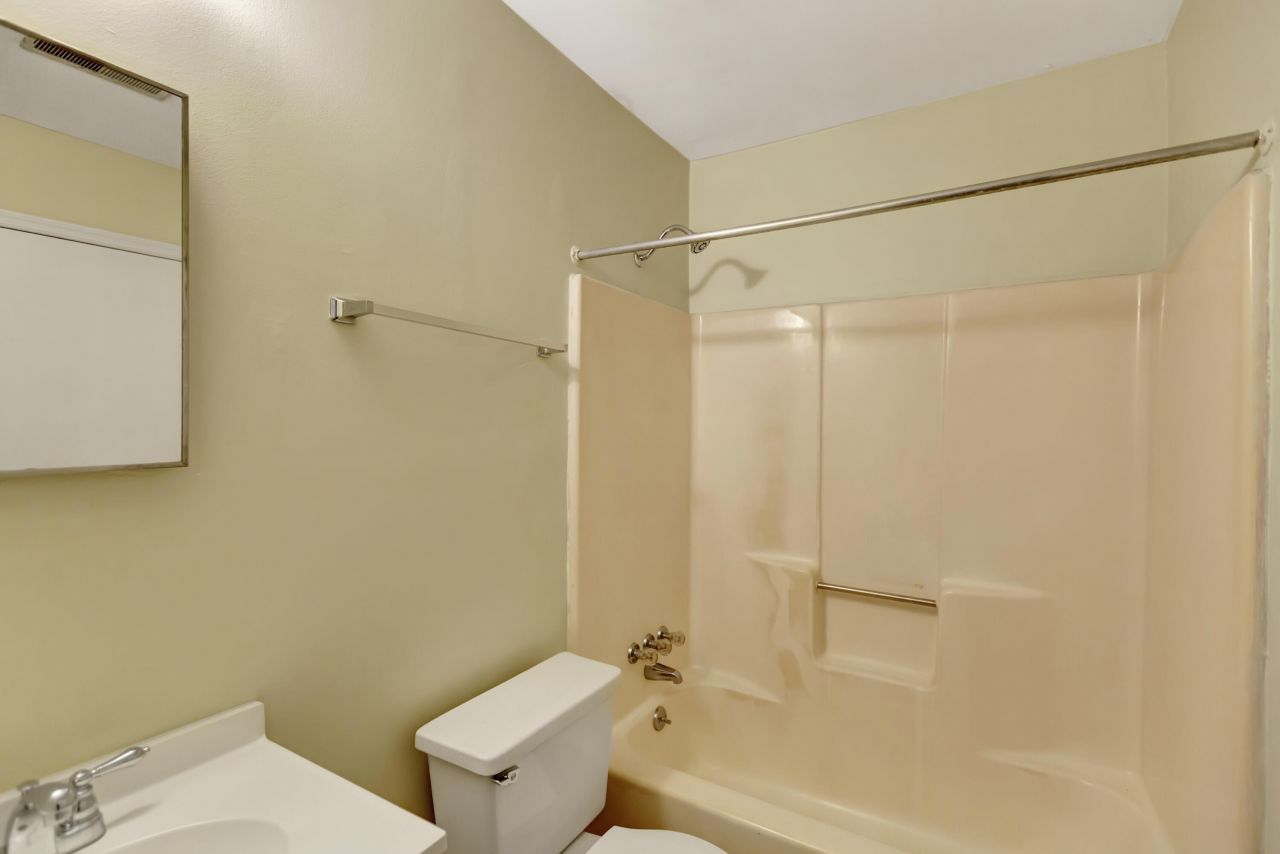 108 Canvasback Drive Photo 15