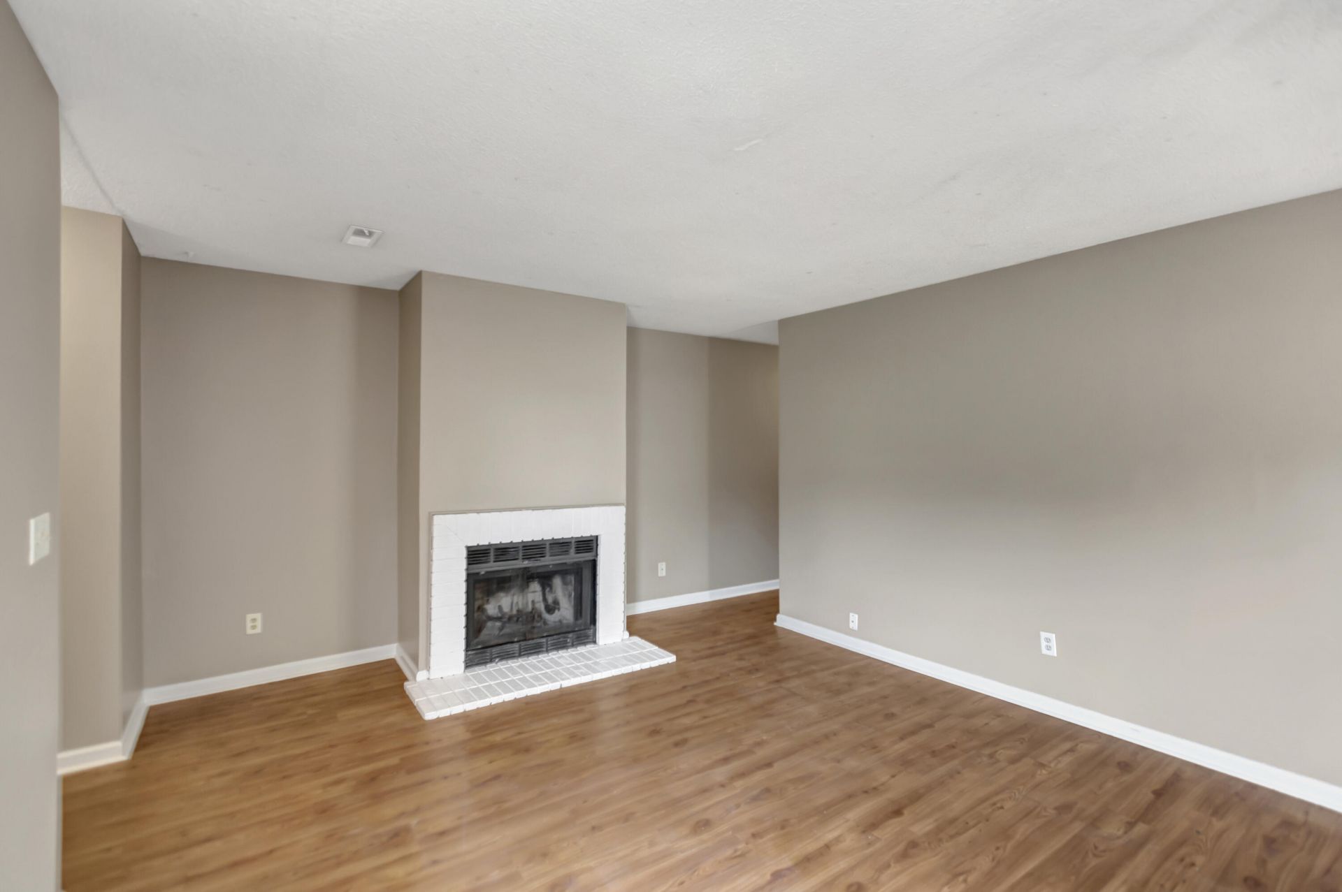 108 Canvasback Drive Photo 5