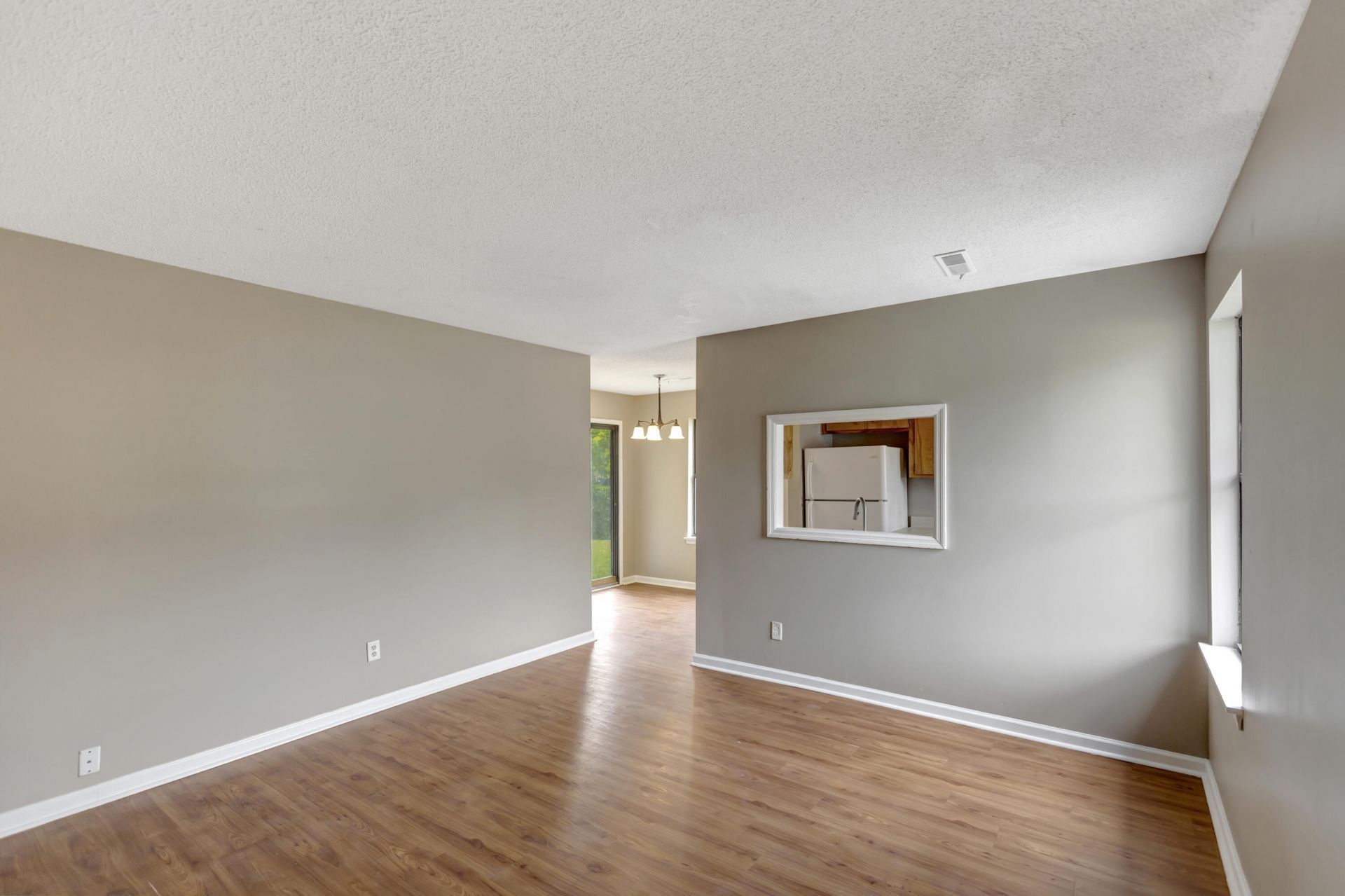 108 Canvasback Drive Photo 6