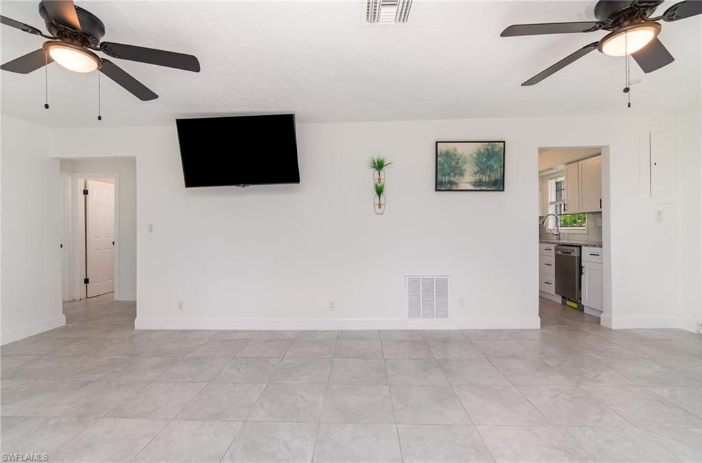 21 Cabana Ave, North Fort Myers, FL 33903 Photo