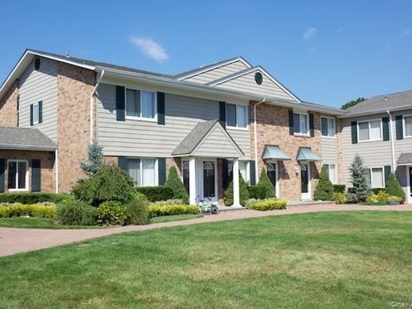 89 Moonlight Walk , Unit 89, Holbrook, NY 11741