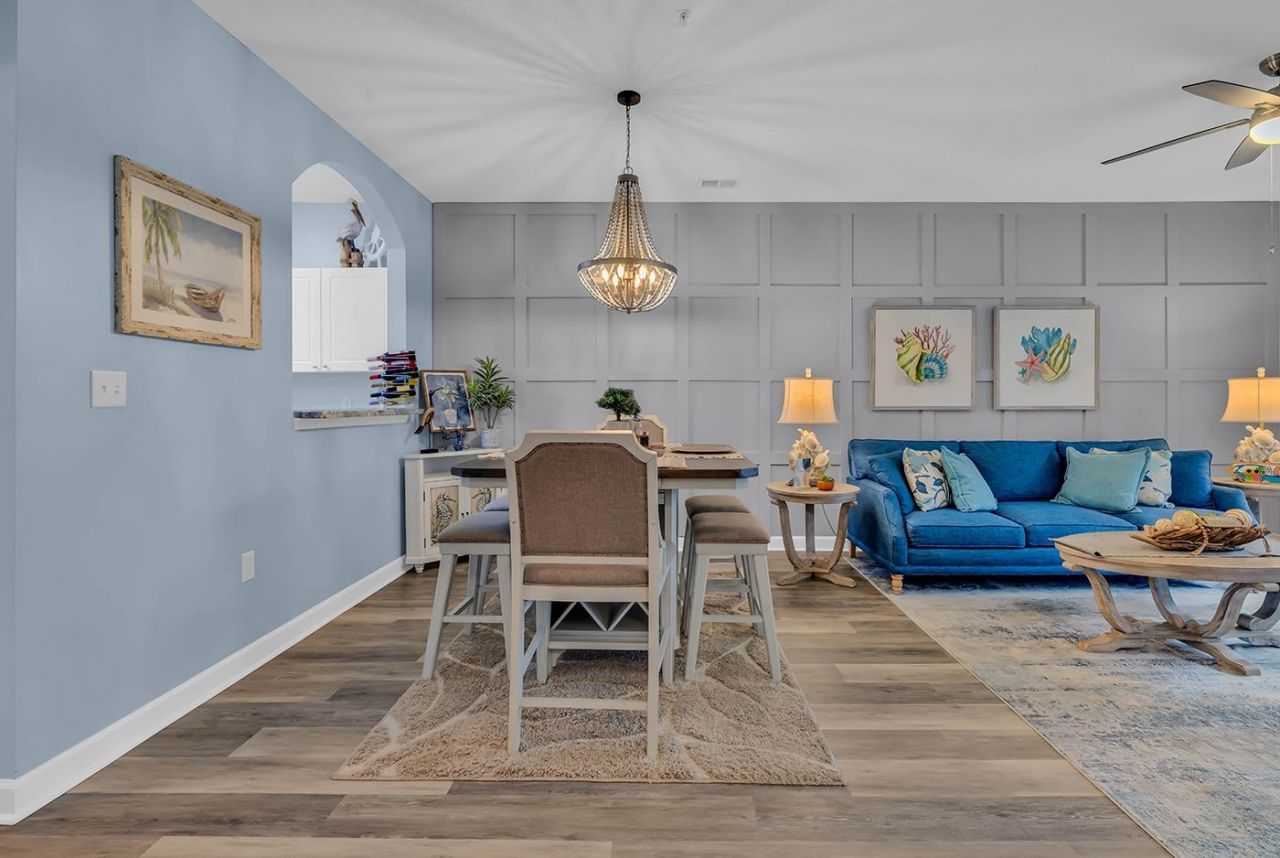 5825 Catalina Dr. Photo 10