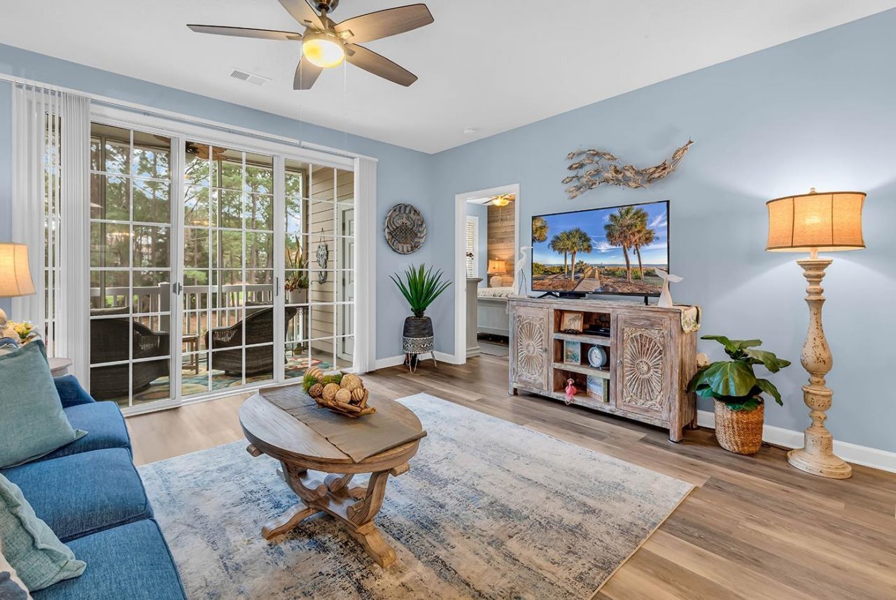 5825 Catalina Dr. Photo 16