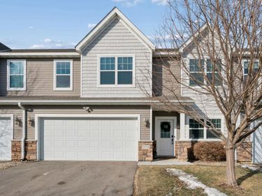 2574 Vierling Drive E, Shakopee, MN 55379