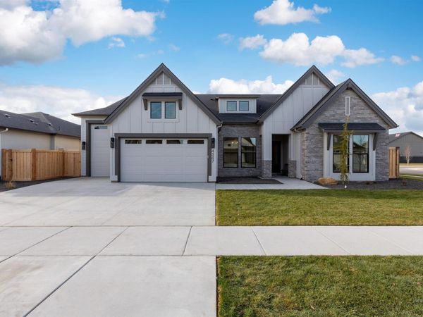 6839 S Utmost Way, Meridian, ID 83642