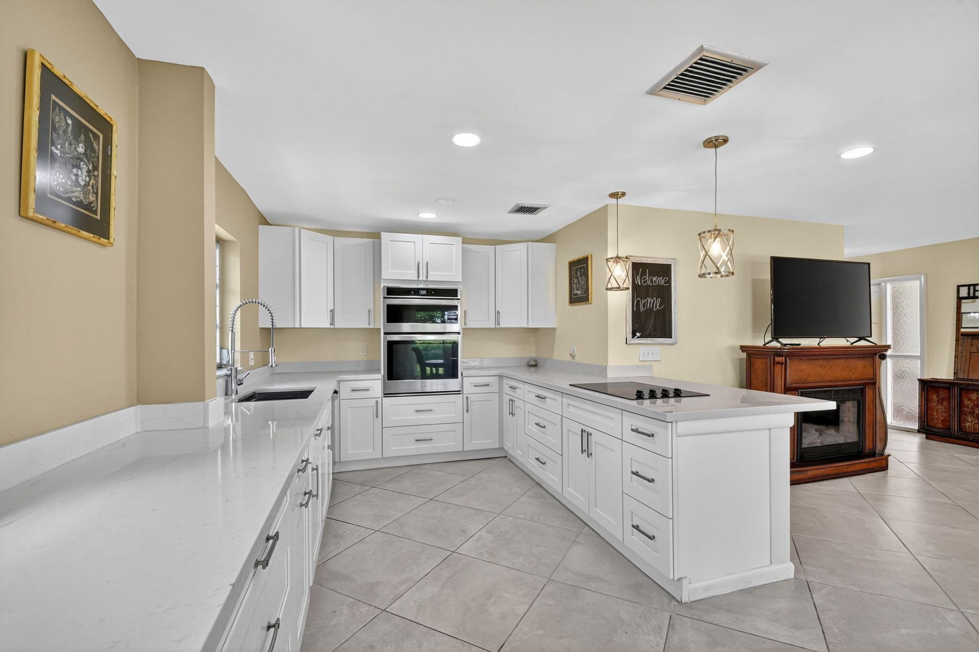 324 Orange Tree Drive, Unit 5, Atlantis, FL 33462 Photo