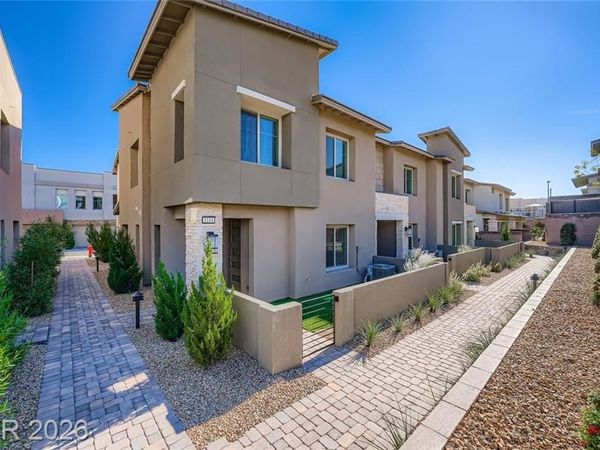 600 N Carriage Hill Drive, Unit 1184, Las Vegas, NV 89138