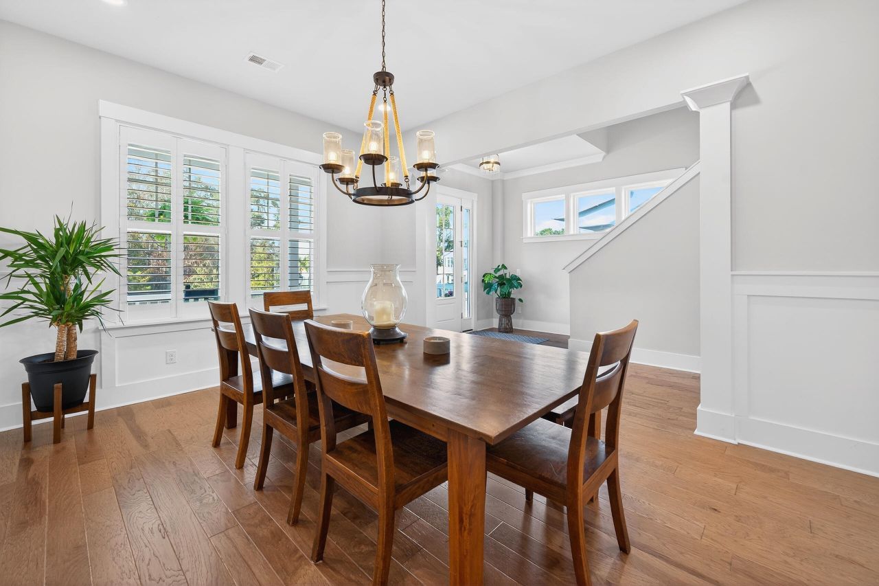 1464 Stratton Place Photo 12