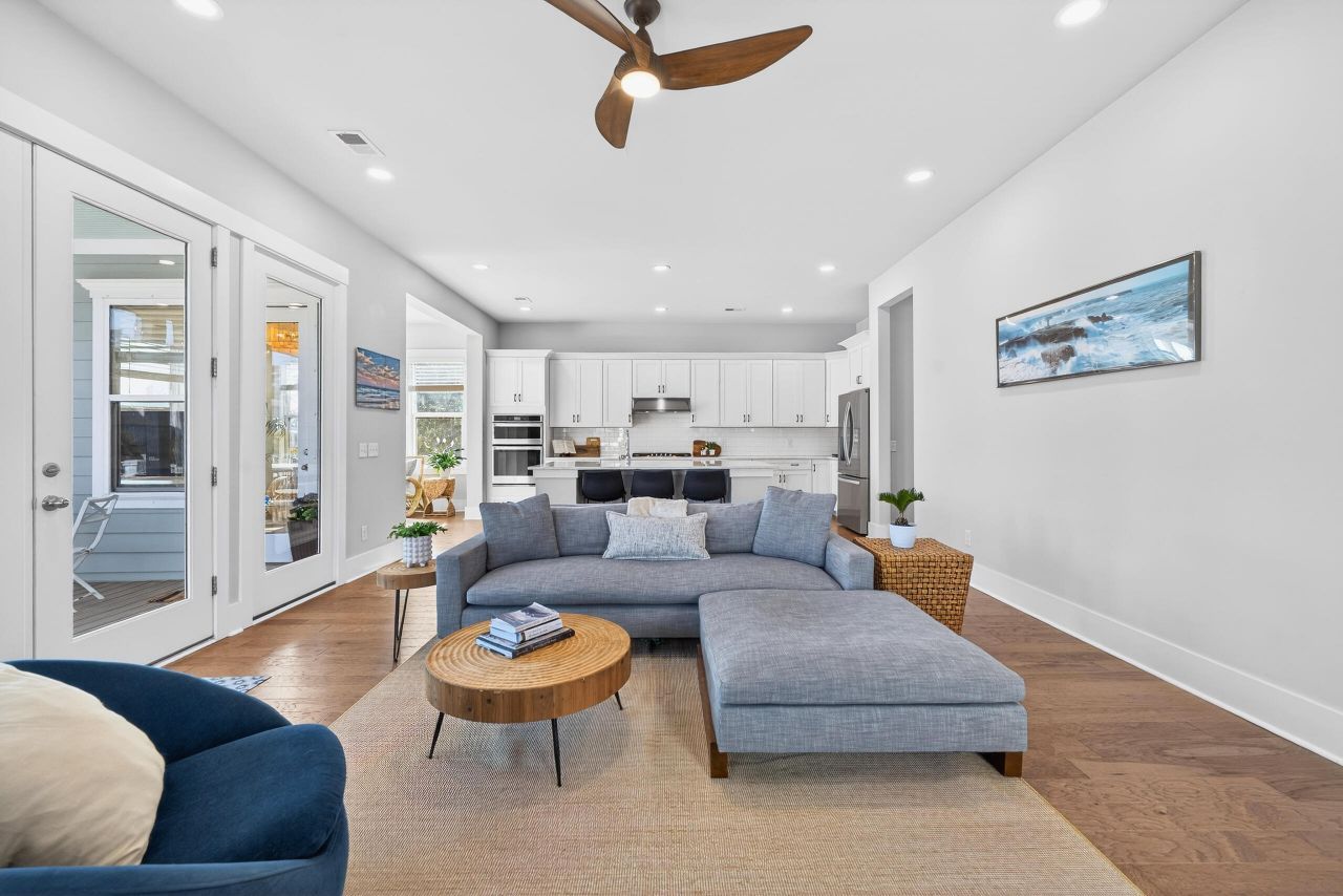 1464 Stratton Place Photo 14