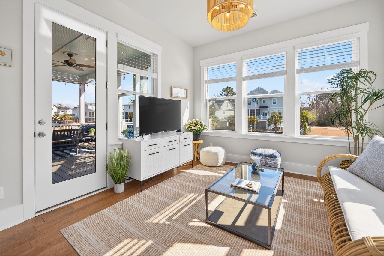 1464 Stratton Place Photo 29