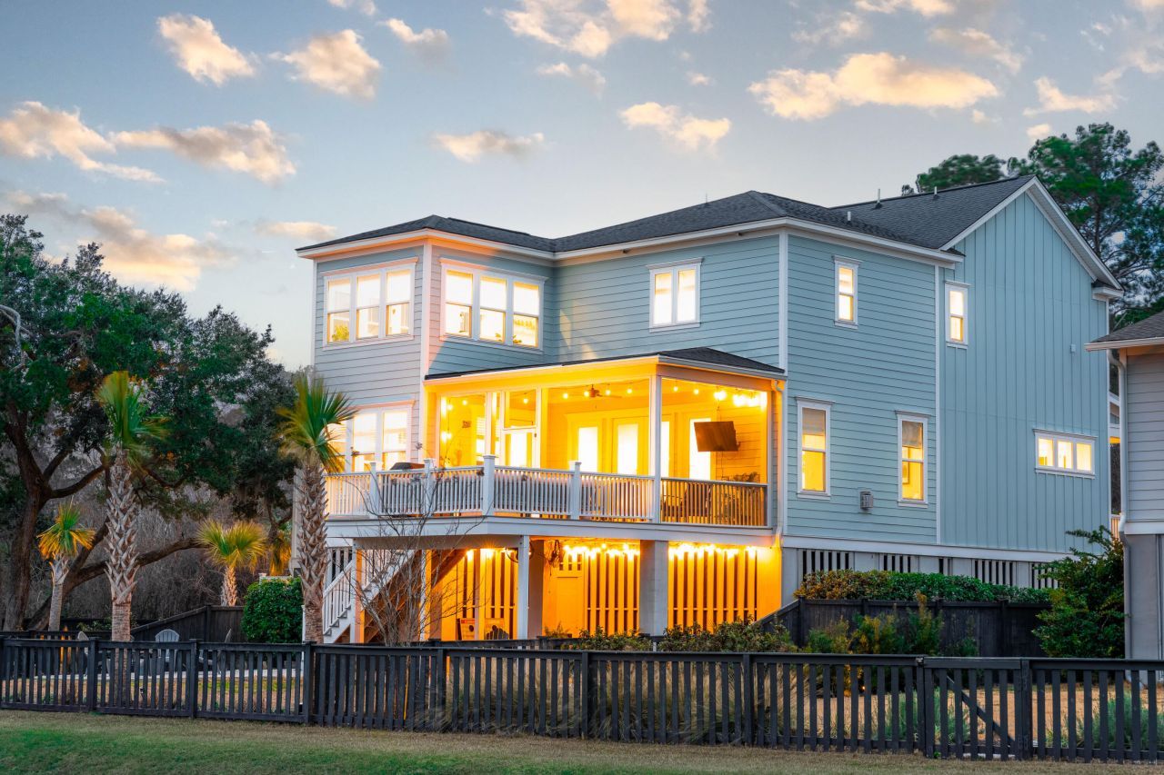 1464 Stratton Place Photo 3