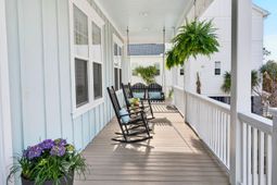 1464 Stratton Place photo 4