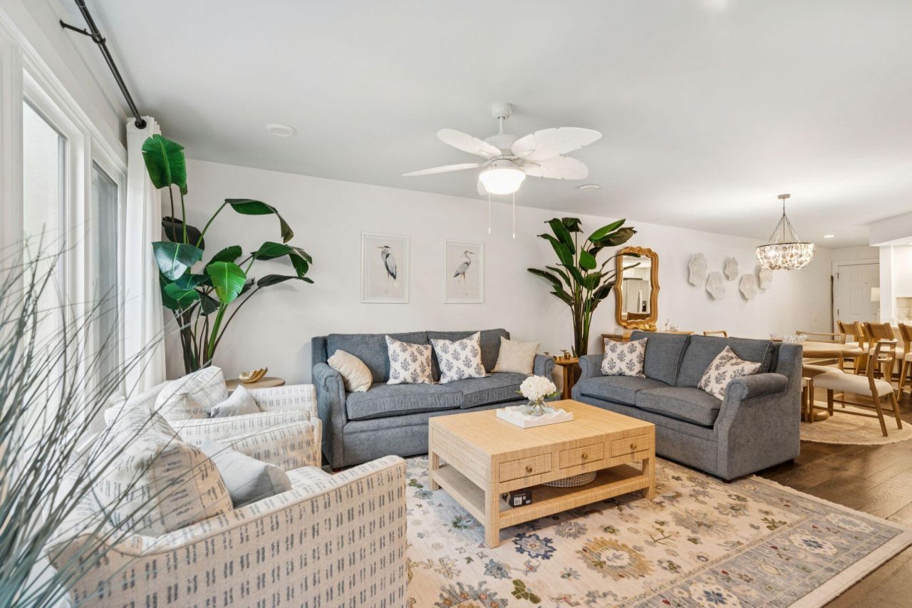 407 Yacht Harbor Court Photo 11