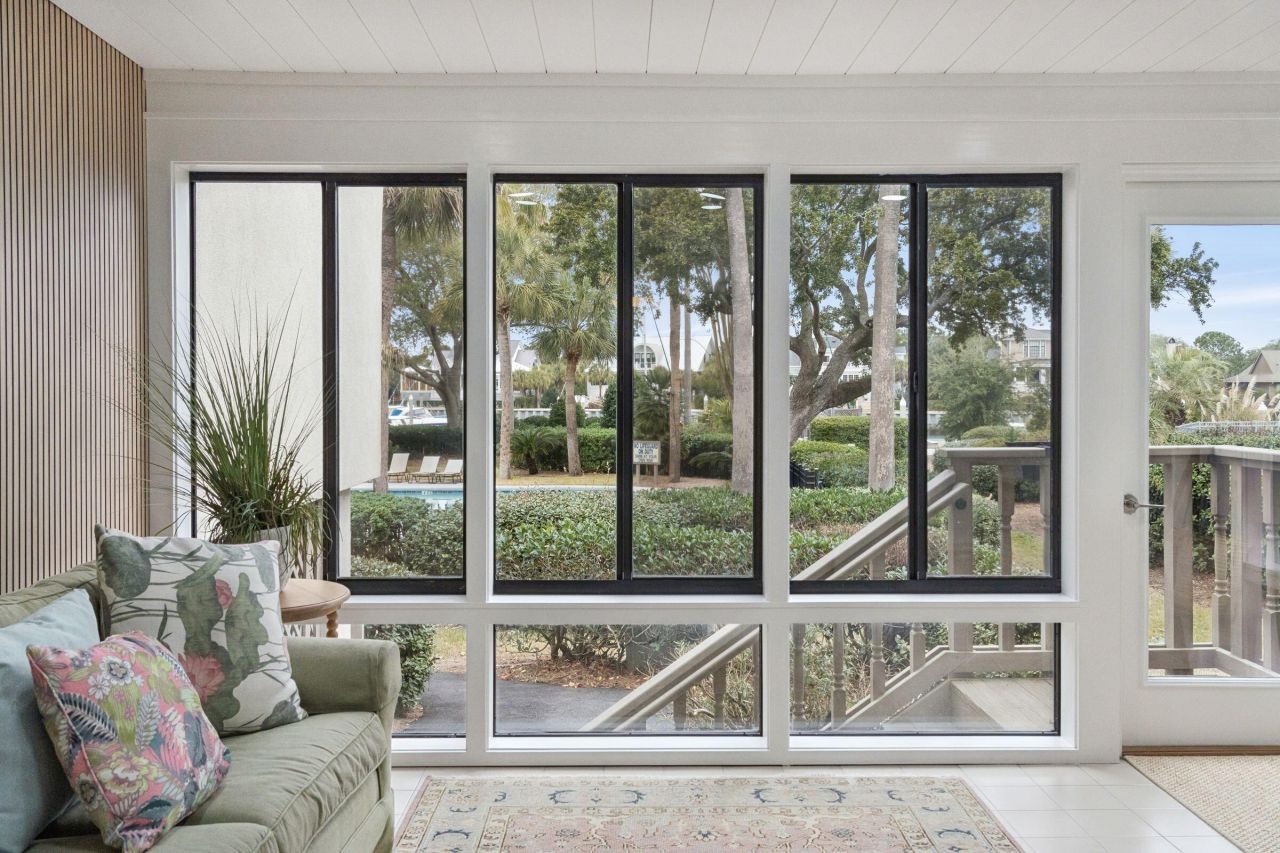 407 Yacht Harbor Court Photo 18