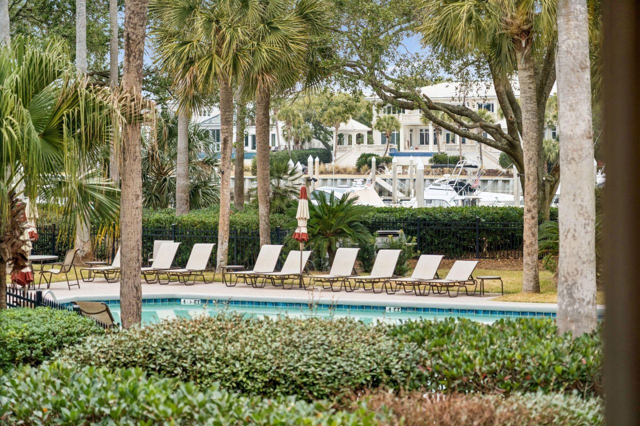 407 Yacht Harbor Court Photo 30