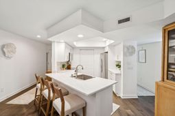 407 Yacht Harbor Court photo 4