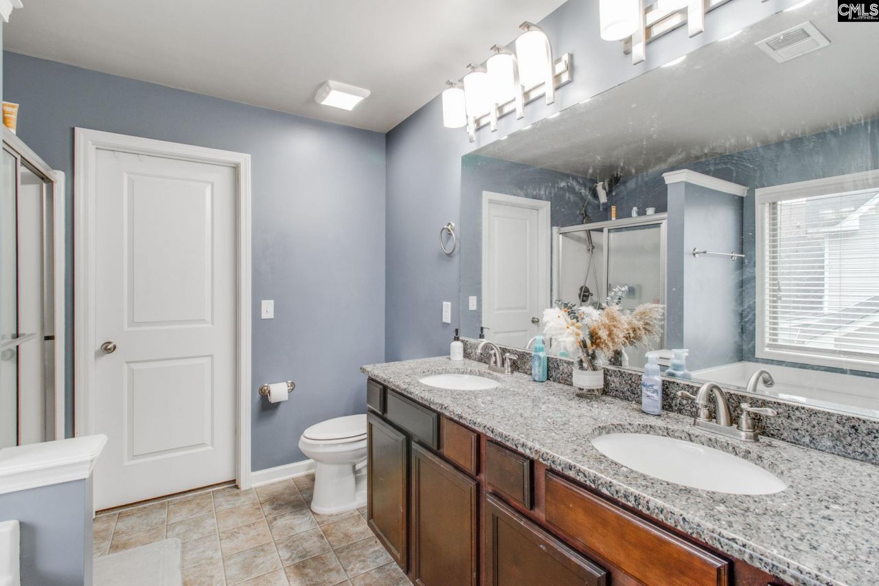 376 Baybridge Drive  Photo 15