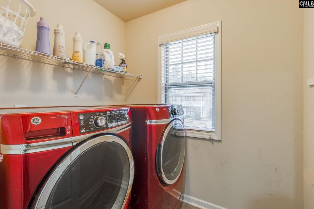 376 Baybridge Drive  Photo 24