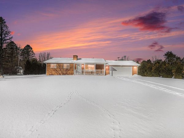 10045 Nichols Road, Montrose, MI 48457