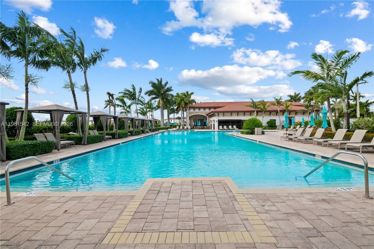 11006 W 32nd Ln, Hialeah, FL 33018 Photo