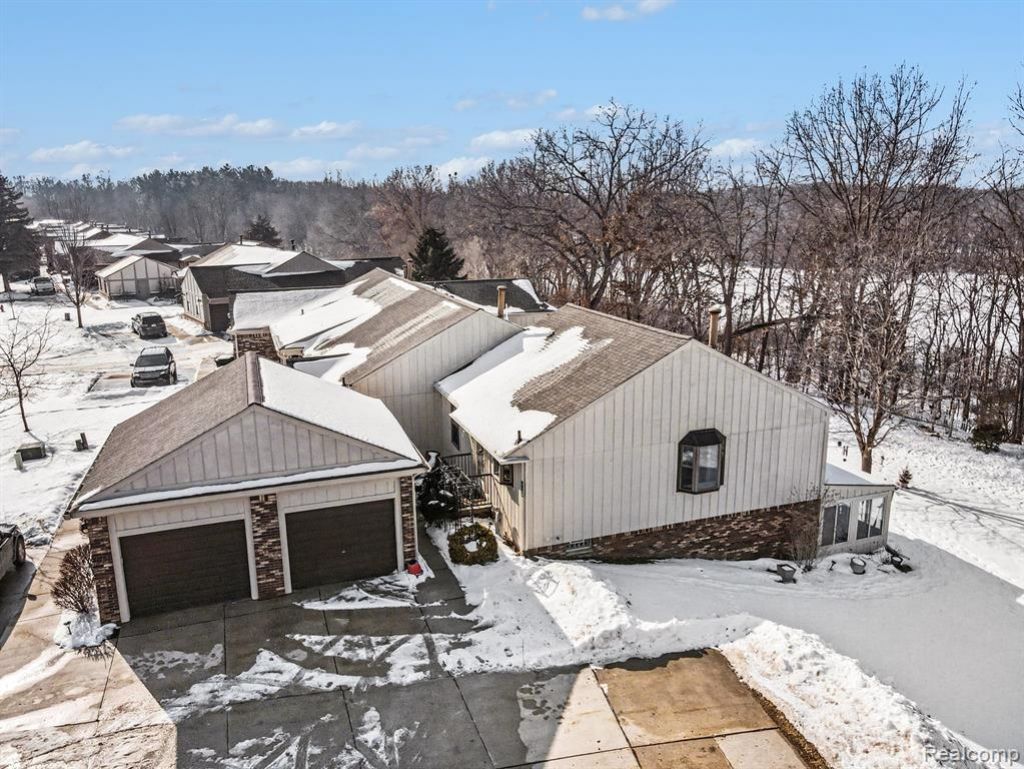 11869 Shenandoah Drive, Green Oak Township, MI 48178 Main Photo