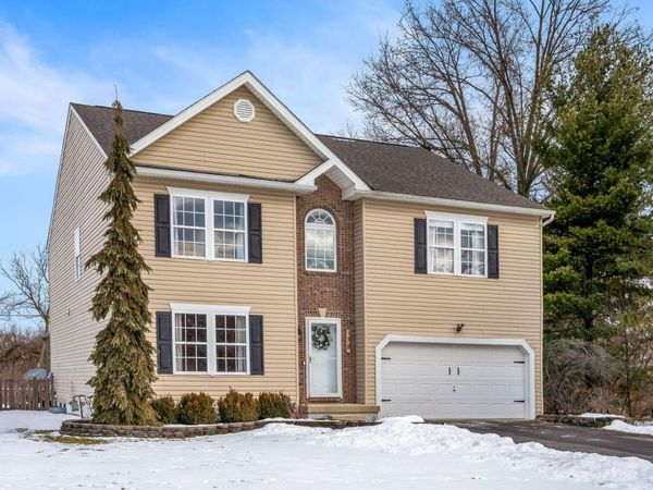 178 Pinecrest Drive, Delaware, OH 43015