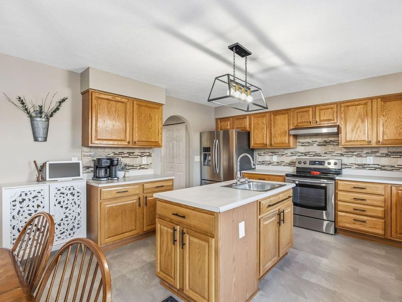 178 Pinecrest Drive, Delaware, OH 43015 Photo 13