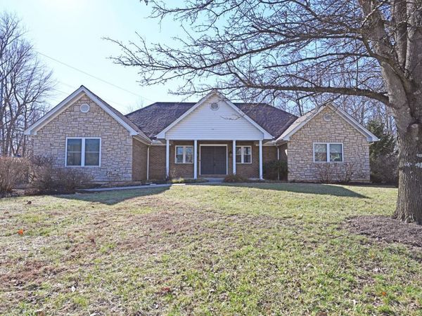 1081 Sedgefield Court, Hamilton Twp, OH 45039