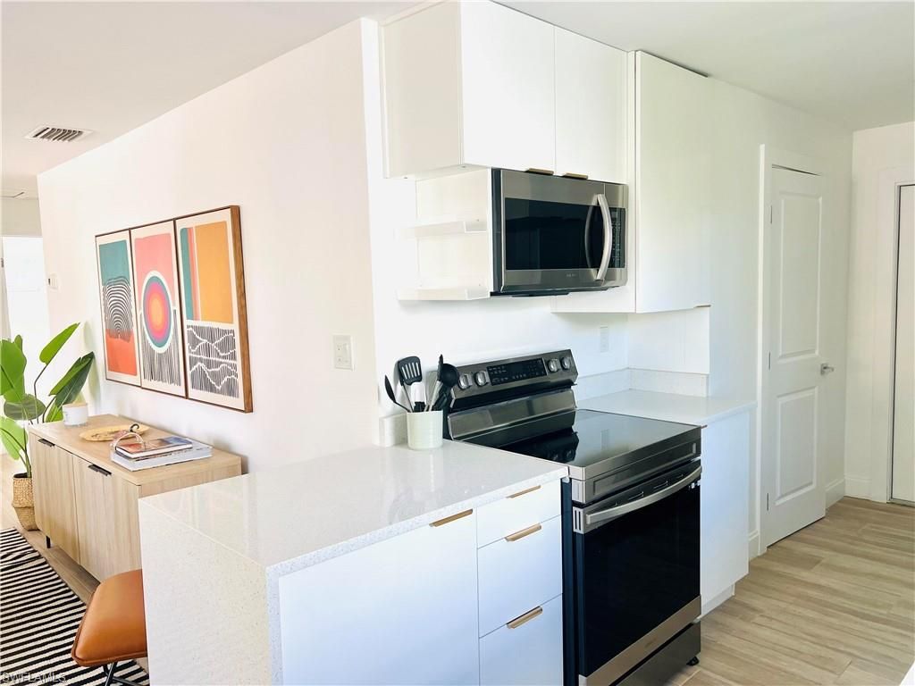 555 14th St N, Naples, FL 34102 Photo