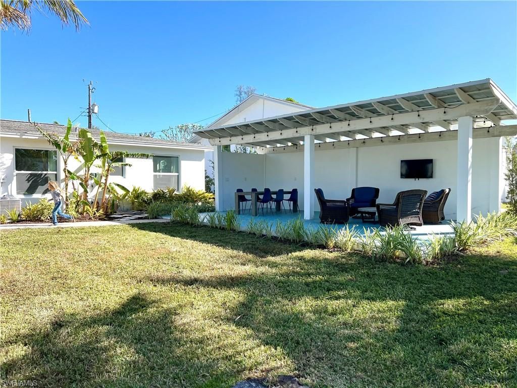 555 14th St N, Naples, FL 34102 Photo