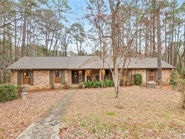 5407 Fall Creek Place, Northport, AL 35473