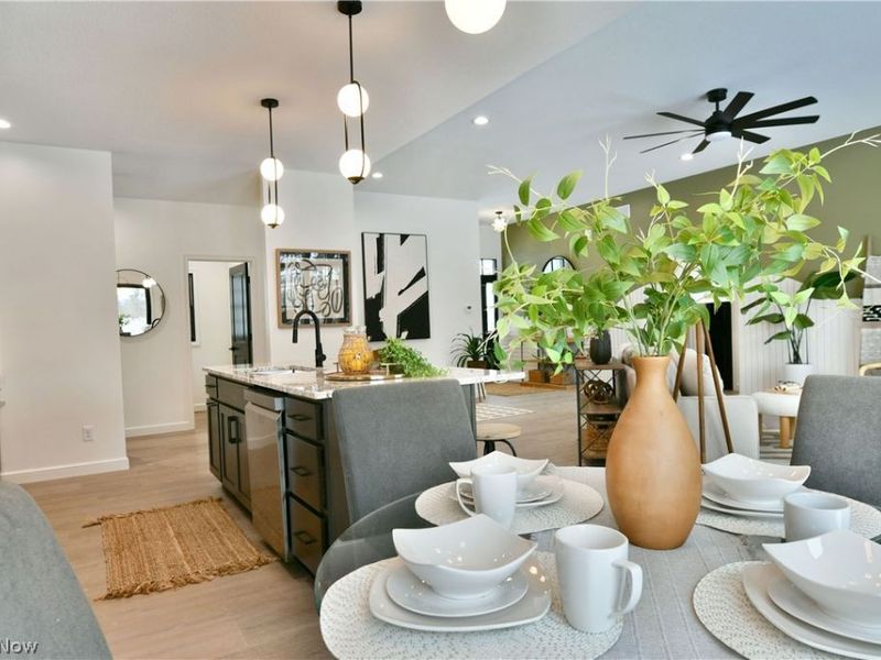 248 Robbies Run, Cortland, OH 44410 Photo 23