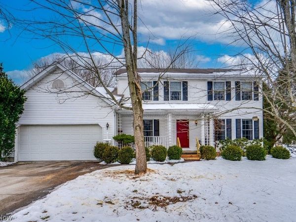 136 Taylor Road, Barberton, OH 44203