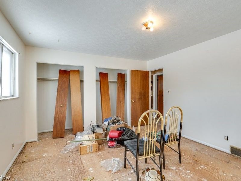 697 Ocean Avenue, Akron, OH 44310 Photo 14