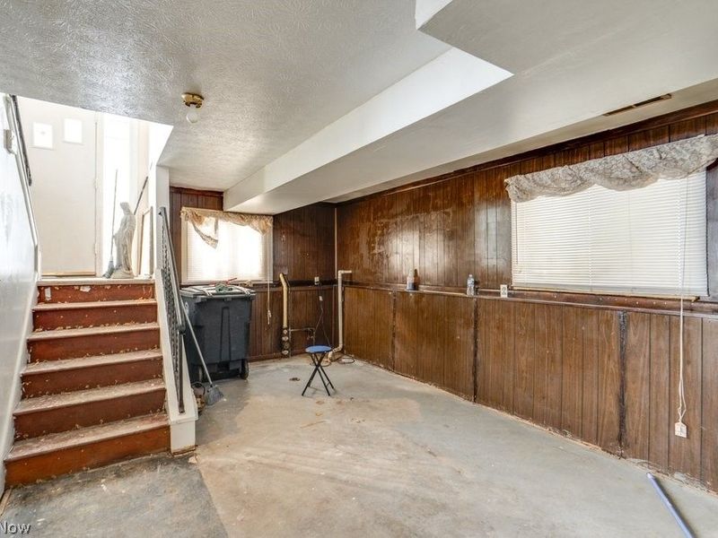 697 Ocean Avenue, Akron, OH 44310 Photo 20