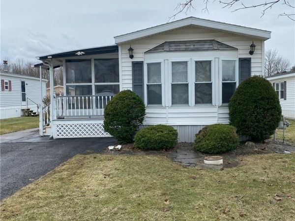 215 BRETT BRAE, Clinton, NY 13323