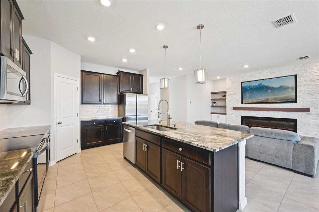 10516 Chippewa Drive, Parrish, FL 34219 Photo