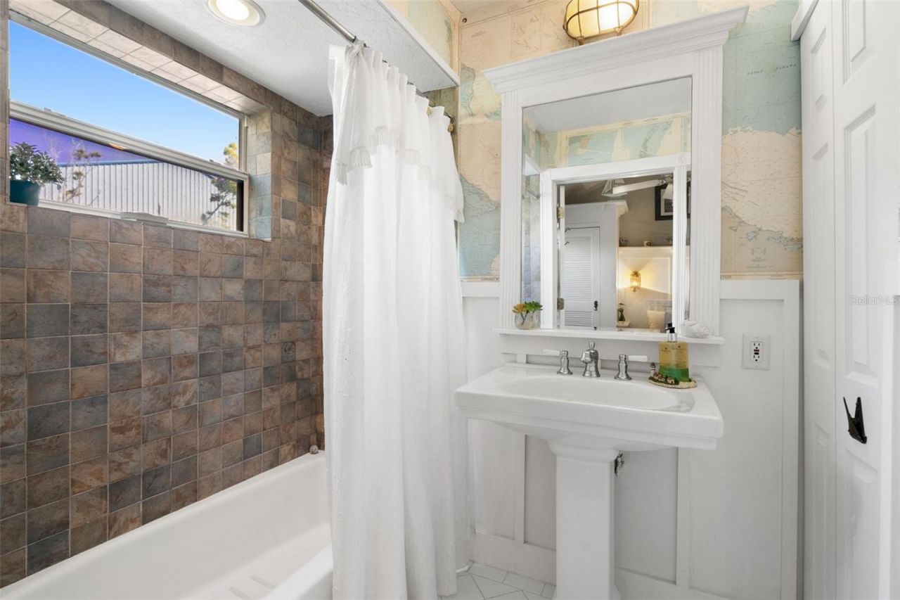 4329 14th Street Circle, Palmetto, FL 34221 Photo