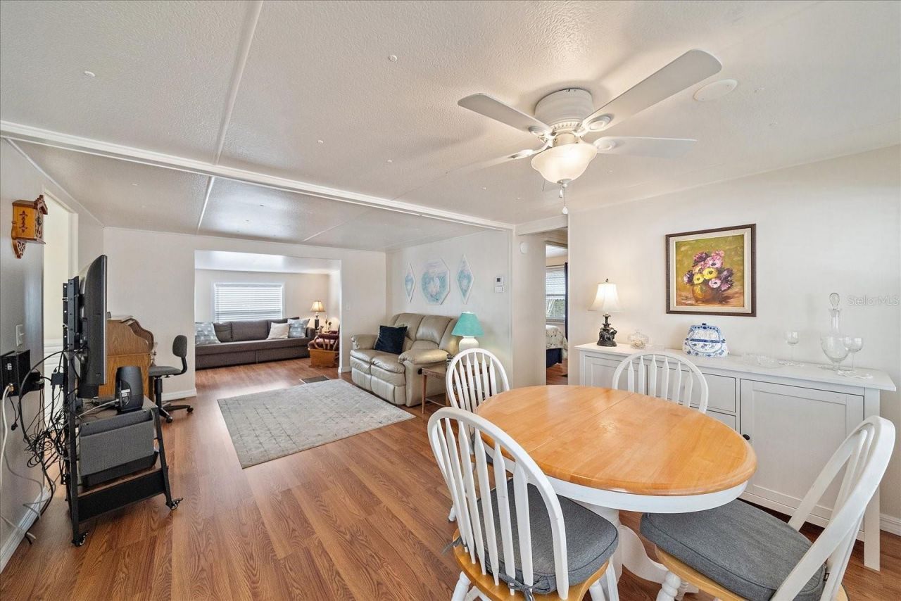 49 Leisure Way, Palmetto, FL 34221 Photo