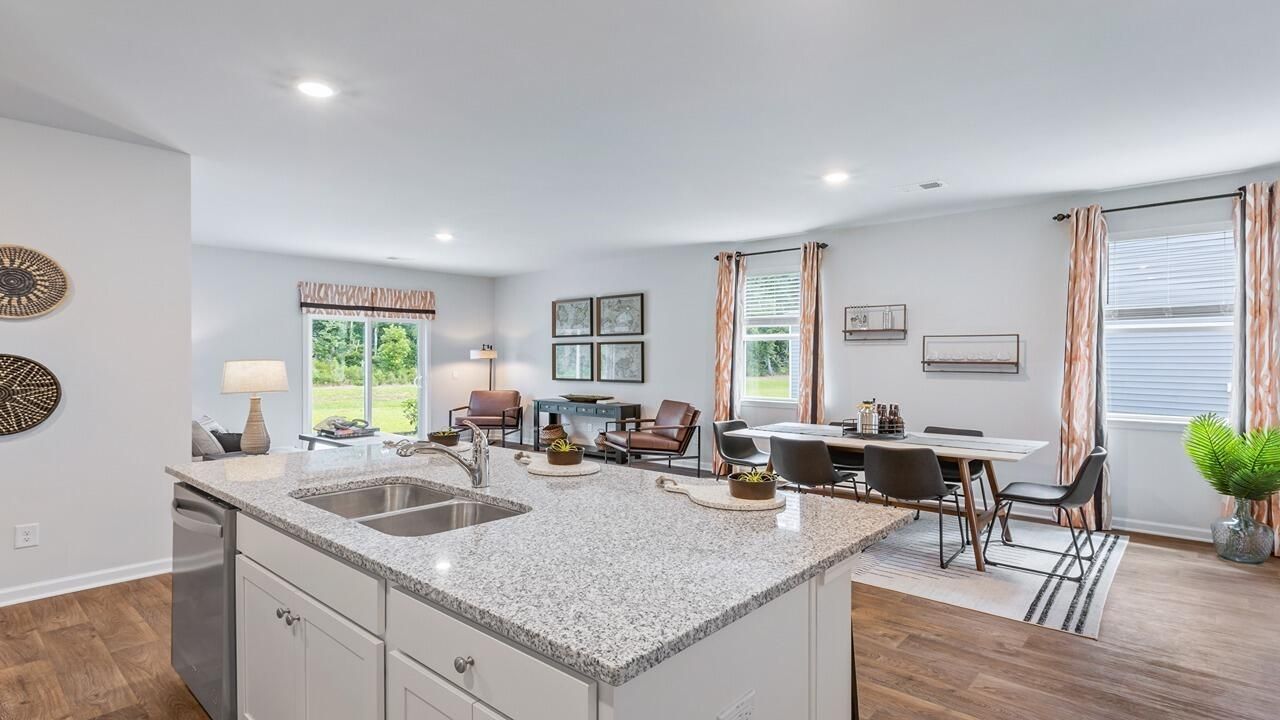 3963 Aberfeldy Lane Photo 16