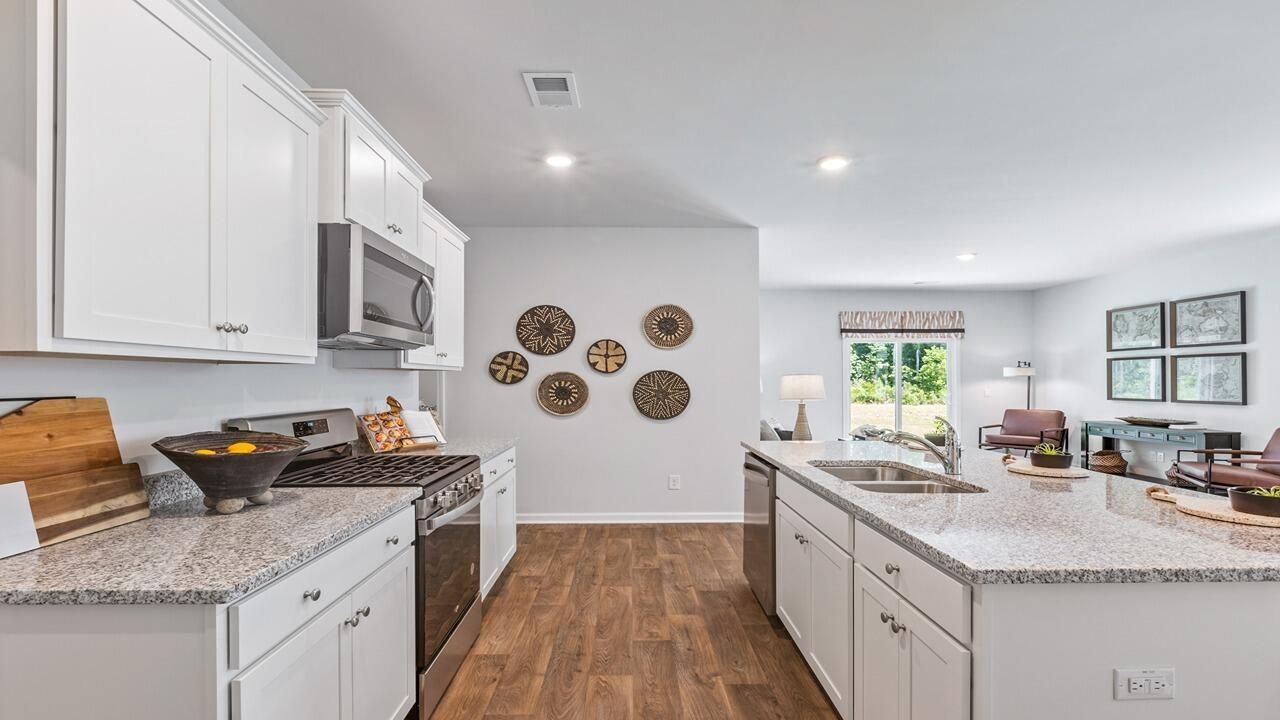 3963 Aberfeldy Lane Photo 17