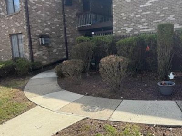 162 Cross Slope Court, Unit A, Manalapan, NJ 07726