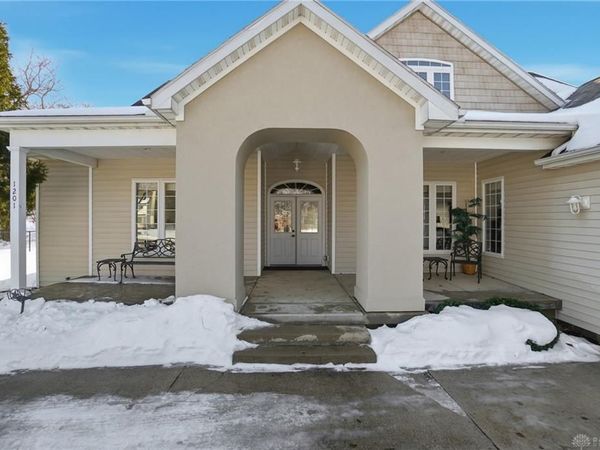 1201 Kingsgate Road, Springfield, OH 45503