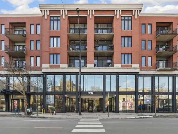 3232 N Halsted Street, Unit D810, Chicago, IL 60657