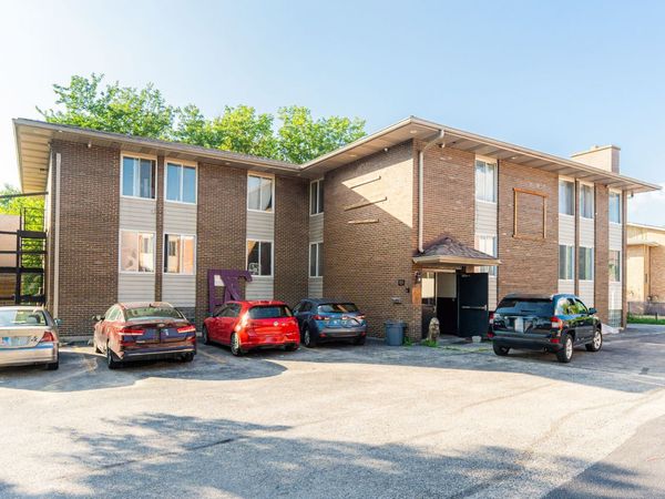 919 Greenbrier Road, DeKalb, IL 60115