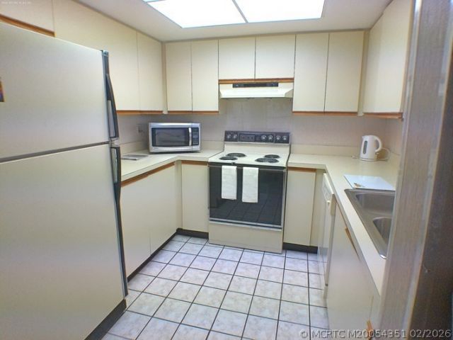 330 SW South River Drive, Unit 201, Stuart, FL 34997 Photo
