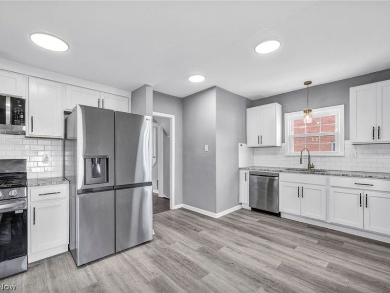 16809 Scottsdale Boulevard, Shaker Heights, OH 44120 Photo 9